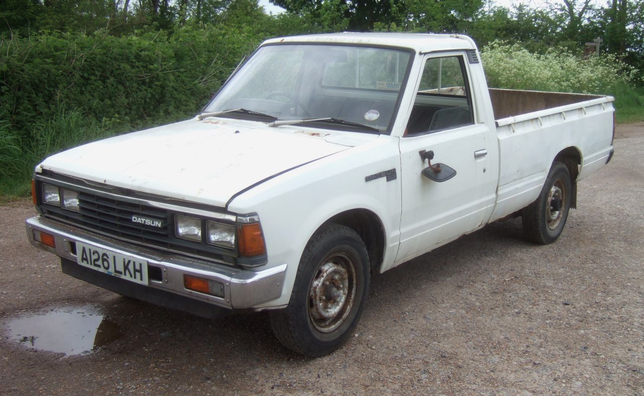 1983 Nissan diesel pickup #9